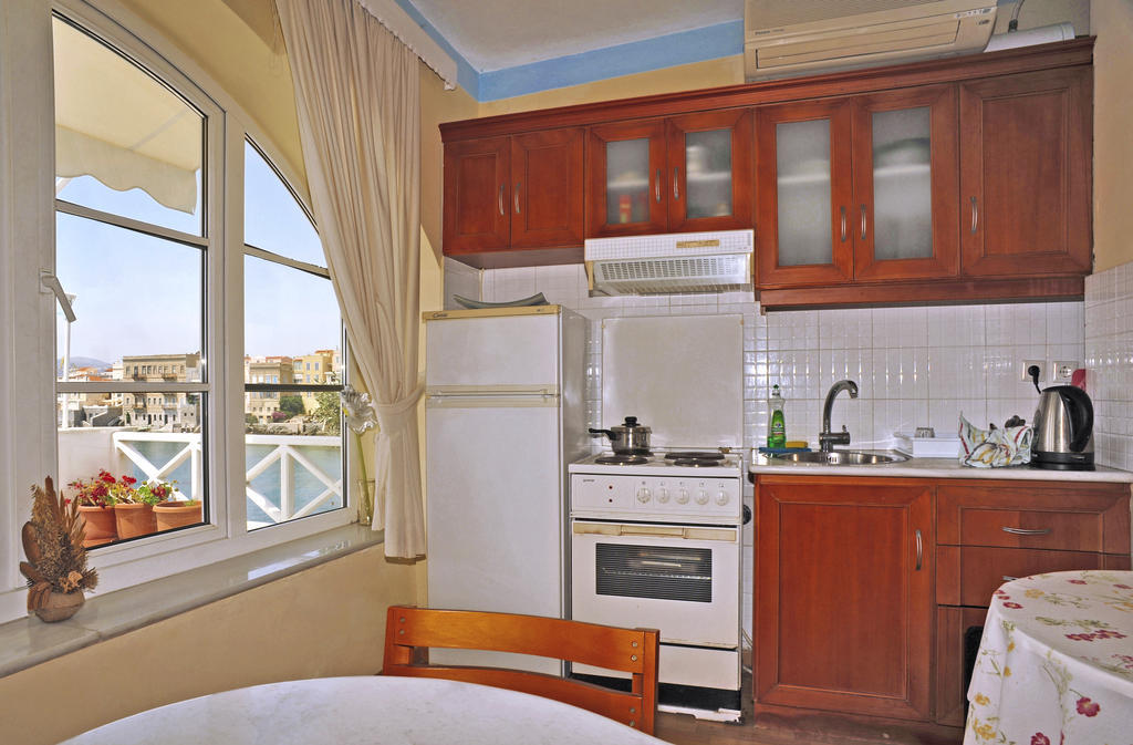 Sea Colours Rooms & Apartments Ermupoli Pokój zdjęcie