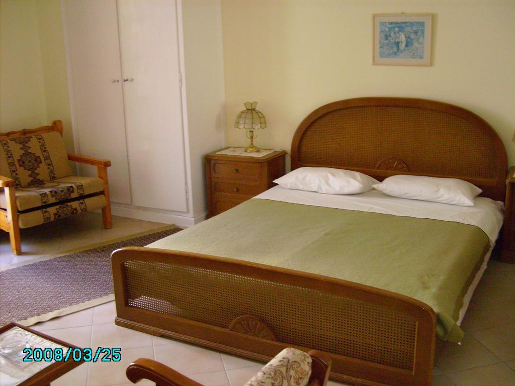 Sea Colours Rooms & Apartments Ermupoli Pokój zdjęcie